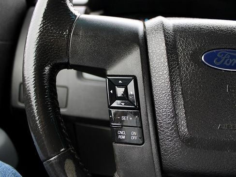 Used 2012 Ford F150 XLT w/ XTR Pkg image 12