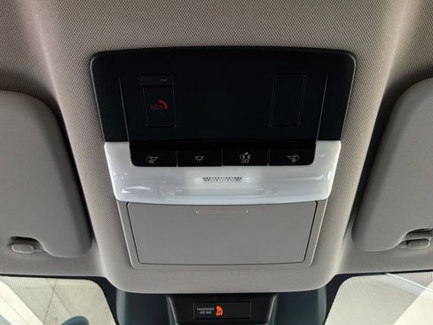 Used 2026 Nissan Rogue SV FWD image 17