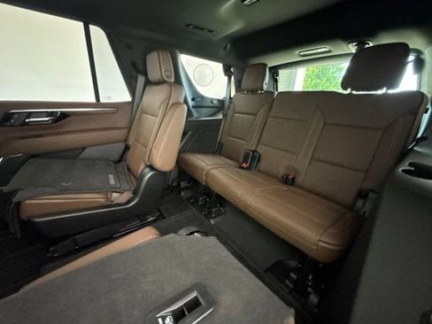 New 2026 Chevrolet Tahoe High Country w/ Sun And Tow Package AWD/4WD image 25