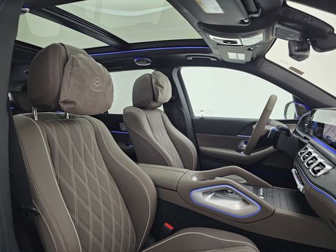 New 2026 Mercedes-Benz Maybach GLS 600 4MATIC image 16