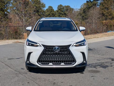 Used 2024 Lexus NX 250 NX 250 Premium image 2