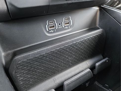 Used 2024 RAM 1500 Laramie image 20