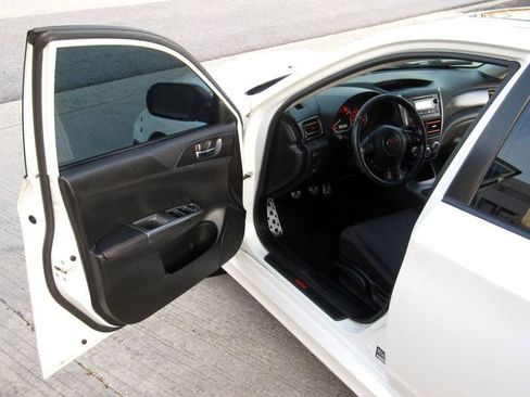 Used 2014 Subaru Impreza WRX Premium w/ Popular Package #1 (IYN) image 16