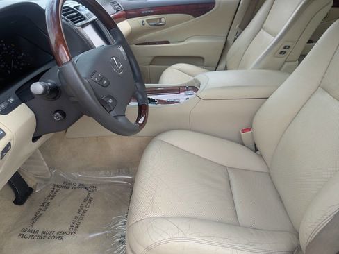Used 2012 Lexus LS 460 w/ Luxury Value Edition image 22