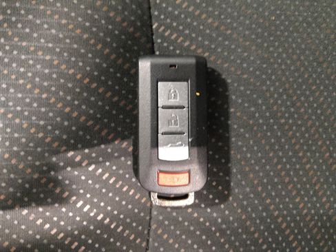 Used 2015 Mitsubishi Outlander Sport GT image 32