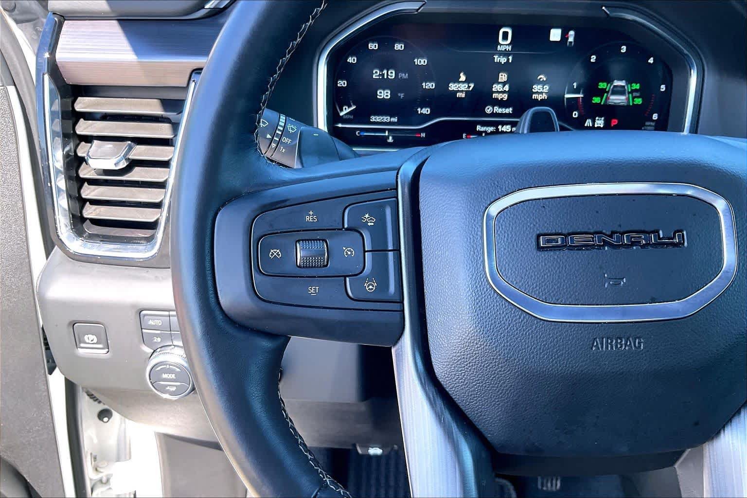 Used 2025 GMC Sierra 1500 Denali Ultimate AWD/4WD image 24