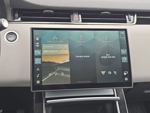 Used 2025 Land Rover Range Rover Evoque S image 20