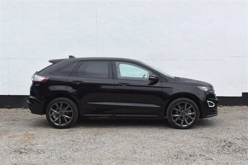 Used 2018 Ford Edge Sport w/ Equipment Group 401A AWD/4WD image 9