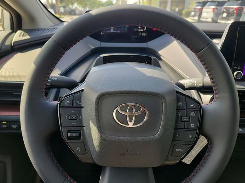 New 2026 Toyota Prius Plug-In Hybrid FWD image 8