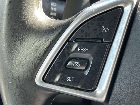 Used 2018 Chevrolet Camaro LT w/ Technology Package image 22