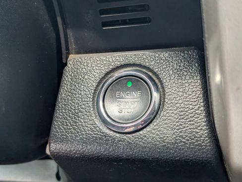 Used 2016 Ford F150 Lariat w/ Equipment Group 502A Luxury RWD image 17