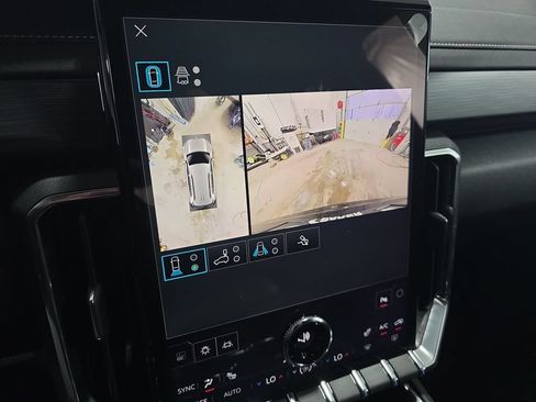 New 2026 GMC Acadia Elevation w/ Elevation Premium Package AWD/4WD image 26