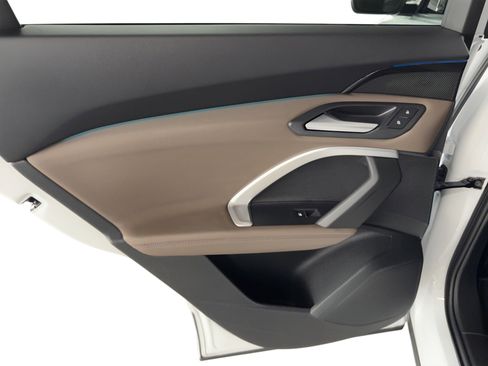 New 2025 Audi Q5 Premium image 17