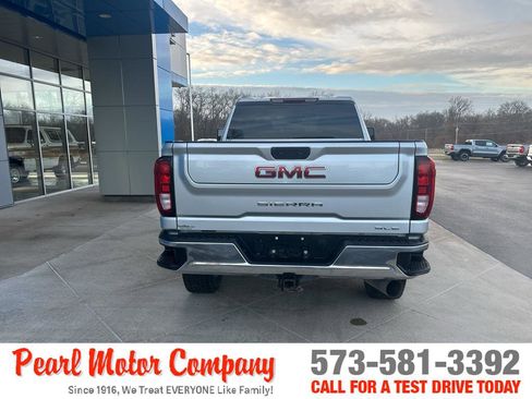 Used 2021 GMC Sierra 3500 SLE w/ SLE Value Package image 5