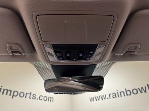 Used 2024 Acura MDX SH-AWD image 17