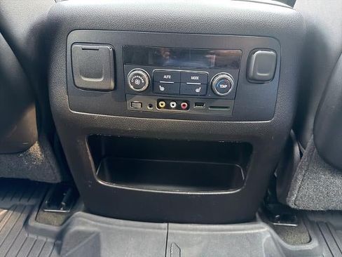 Used 2016 GMC Yukon Denali w/ Open Road Package AWD/4WD image 21