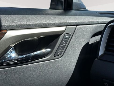 Used 2017 Lexus RX 350 FWD w/ Premium Package image 26