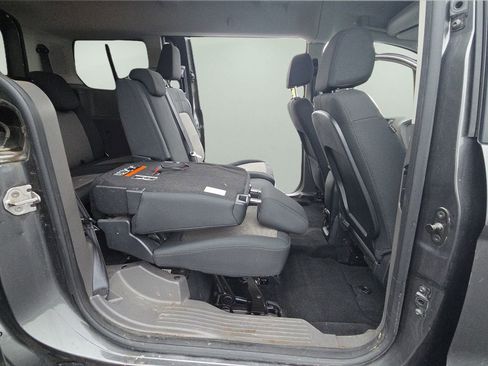 Used 2020 Ford Transit Connect XL image 14