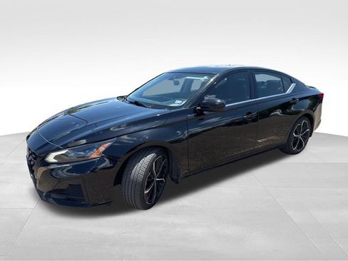 Certified 2024 Nissan Altima 2.5 SR FWD image 4