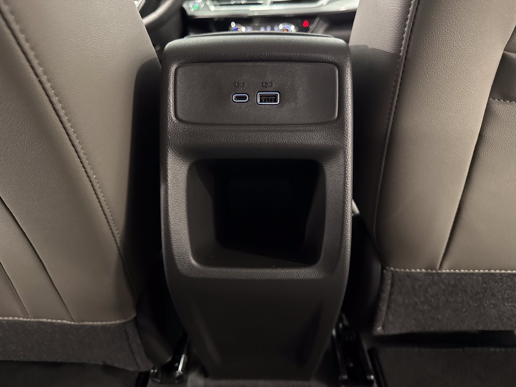 New 2026 Chevrolet Trax ACTIV w/ Driver Confidence Package FWD image 35