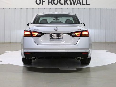 New 2025 Nissan Altima 2.5 SR image 5