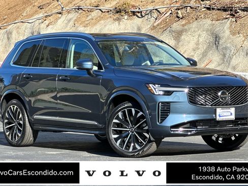 New 2026 Volvo XC90 T8 Ultra image 1
