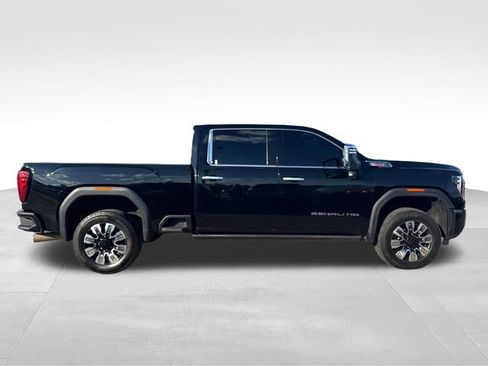 Used 2024 GMC Sierra 2500 Denali w/ Denali Reserve Package AWD/4WD image 6