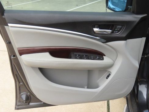 Used 2016 Acura MDX FWD image 24