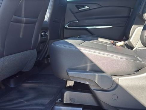 New 2026 Chevrolet Traverse LT w/ Driver Confidence Package image 25