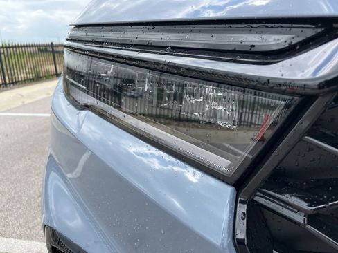 Used 2025 Honda Pilot TrailSport image 16