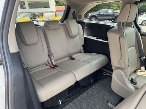 Used 2023 Honda Odyssey Elite image 17