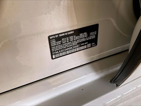 Used 2022 BMW X5 M w/ Executive Package image 33