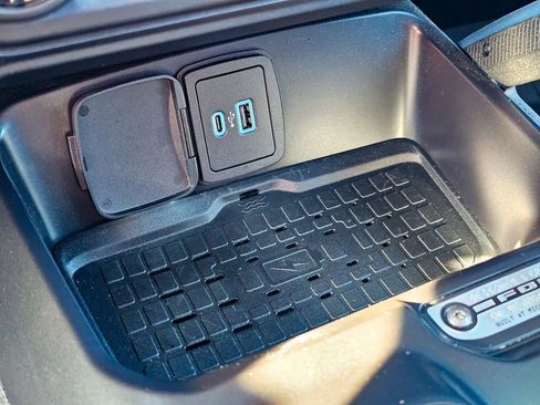 Used 2024 Ford Bronco Wildtrak image 24