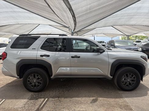 Used 2026 Toyota 4Runner SR5 AWD/4WD image 6