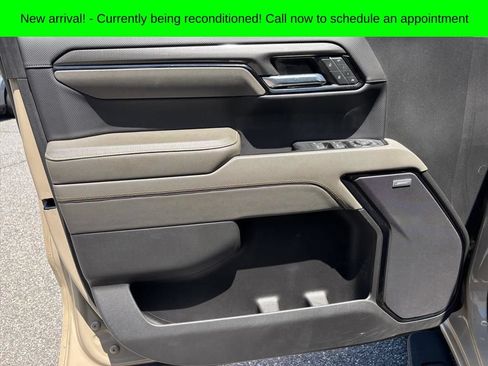 Used 2022 Chevrolet Silverado 1500 ZR2 AWD/4WD image 9