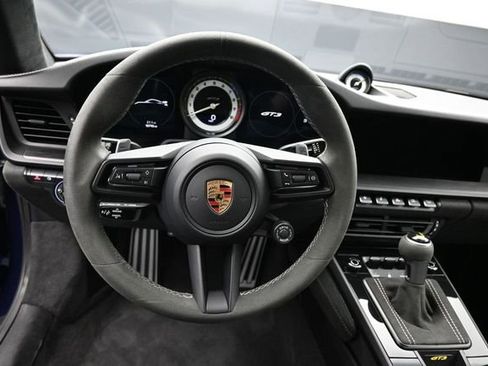 Used 2022 Porsche 911 GT3 RWD image 15