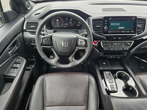 Certified 2024 Honda Ridgeline Black Edition image 11