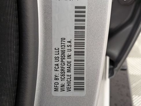 Used 2025 RAM 1500 Warlock AWD/4WD image 31