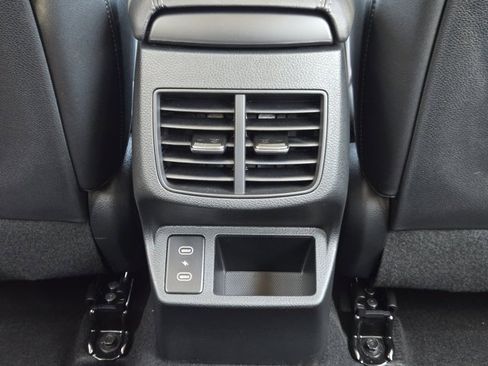 New 2025 Kia Seltos X-Line image 19