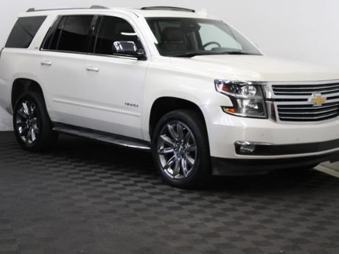 Used 2015 Chevrolet Tahoe LTZ RWD image 4