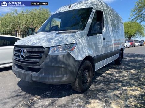 Used 2025 Mercedes-Benz Sprinter 2500 image 1