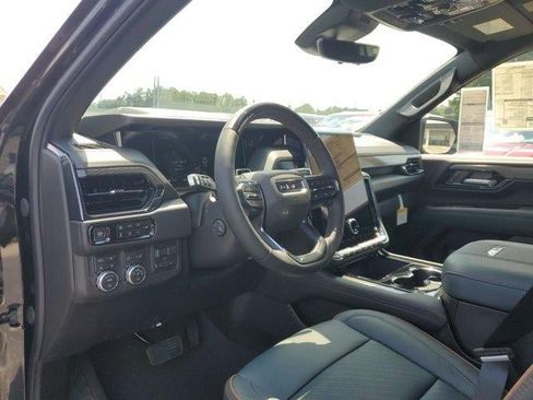 New 2026 GMC Yukon XL AT4 w/ AT4 Premium Plus Package AWD/4WD image 23