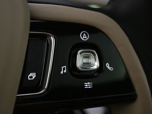 New 2025 Lincoln Corsair Reserve w/ Jet Appearance Package image 32