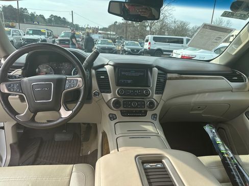 Used 2017 GMC Yukon XL Denali w/ Open Road Package image 14