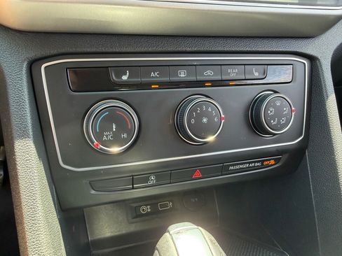 Used 2018 Volkswagen Atlas SE AWD/4WD image 17