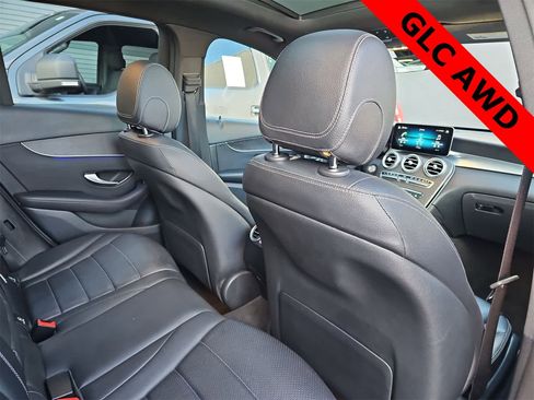 Used 2022 Mercedes-Benz GLC 300 4MATIC w/ Premium Package Lite image 16