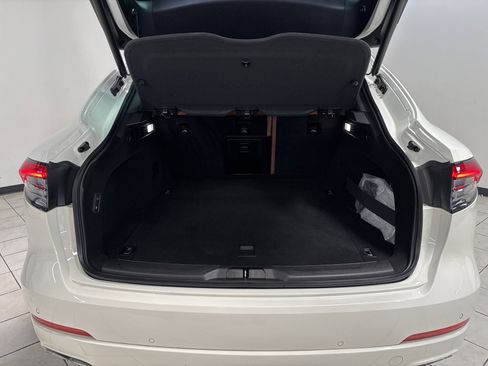 Used 2022 Maserati Levante GT image 26