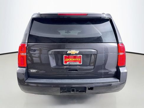 Used 2018 Chevrolet Suburban LS AWD/4WD image 7