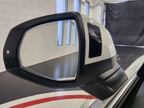 Used 2018 Audi Q5 2.0T Premium Plus w/ Premium Plus Package image 9