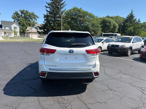 Used 2017 Toyota Highlander Limited Platinum AWD/4WD image 7